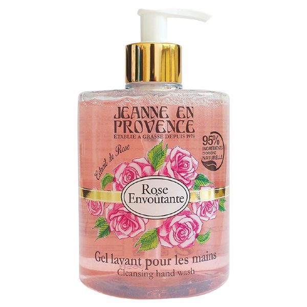 Panier de produits rose